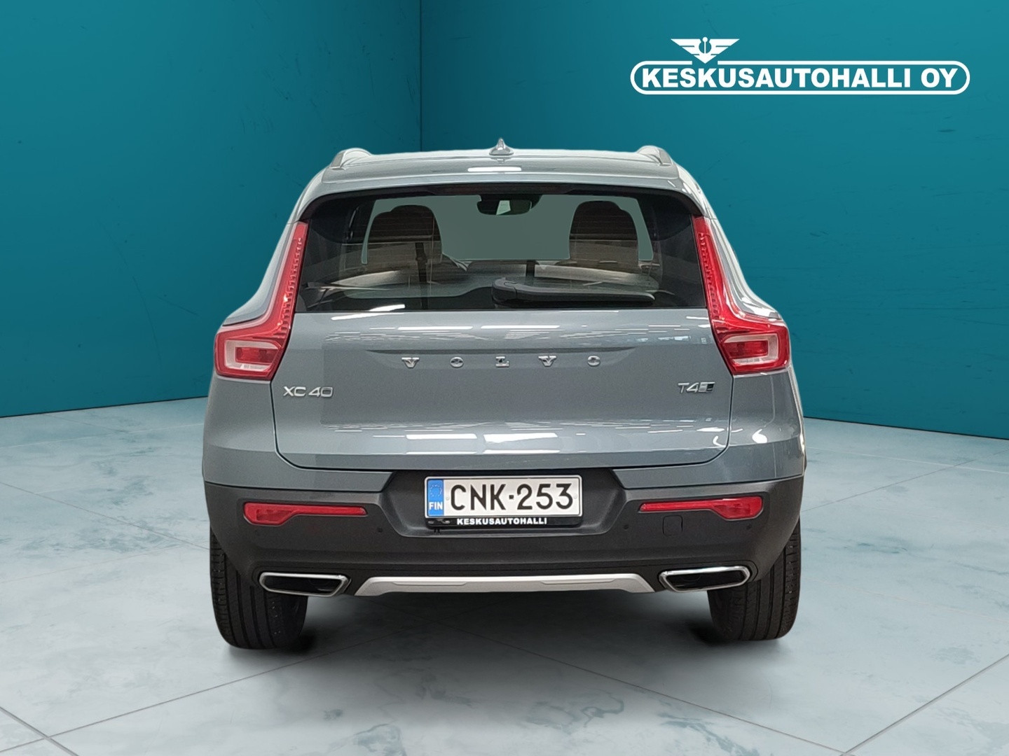 VOLVO XC40 2020
