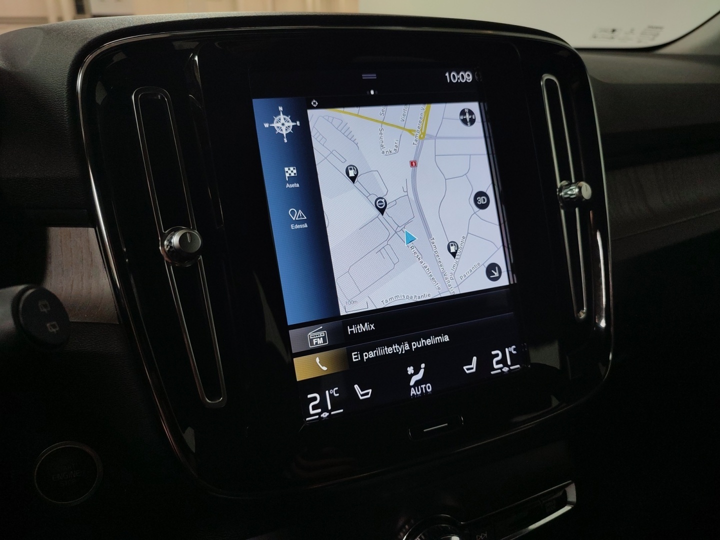 VOLVO XC40 2020