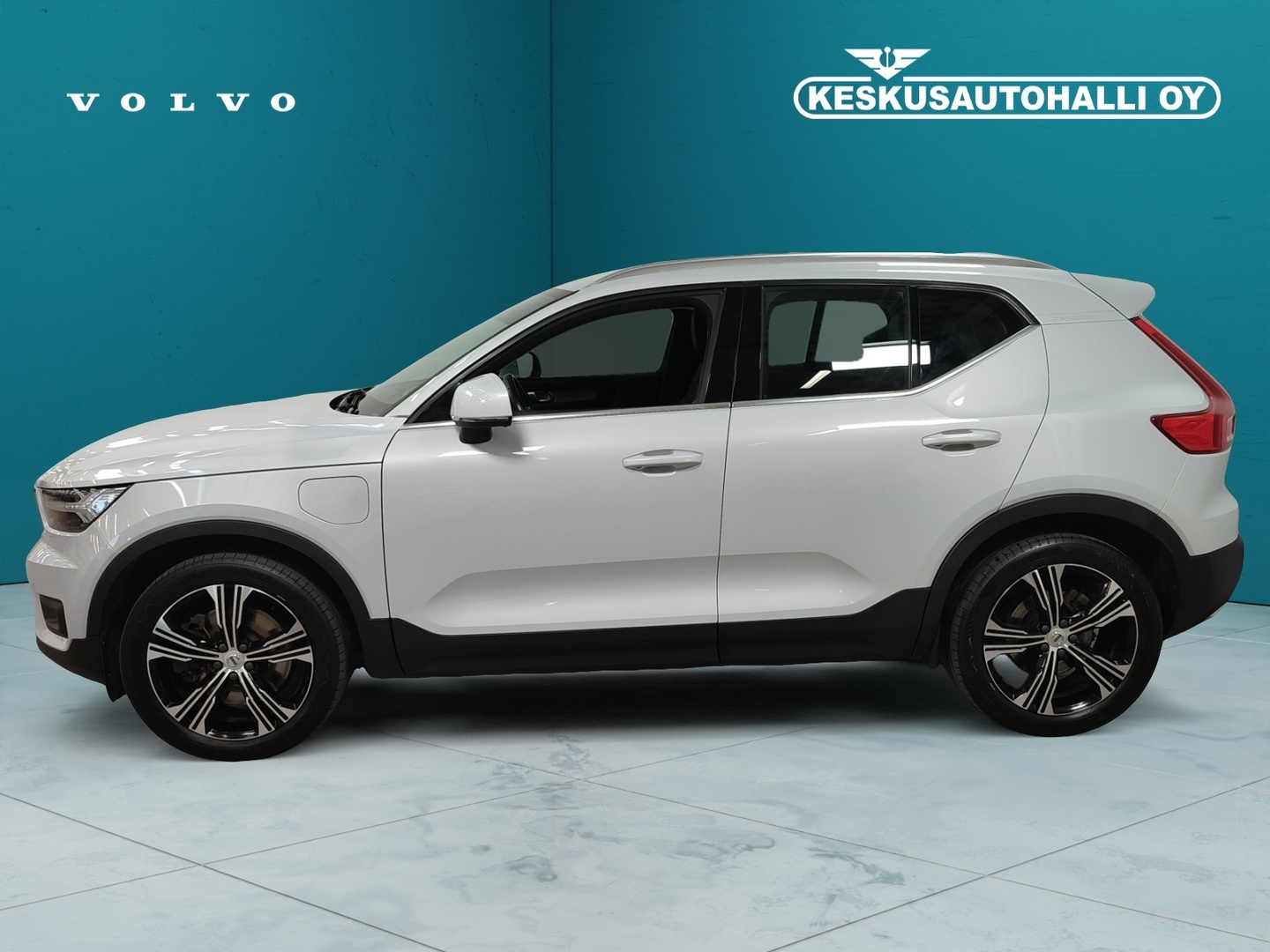 VOLVO XC40 2020
