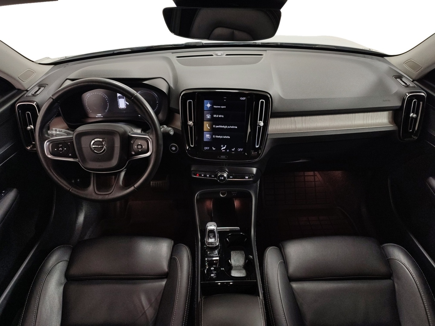 VOLVO XC40 2020