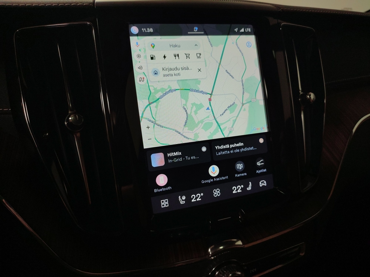 VOLVO XC60 2022