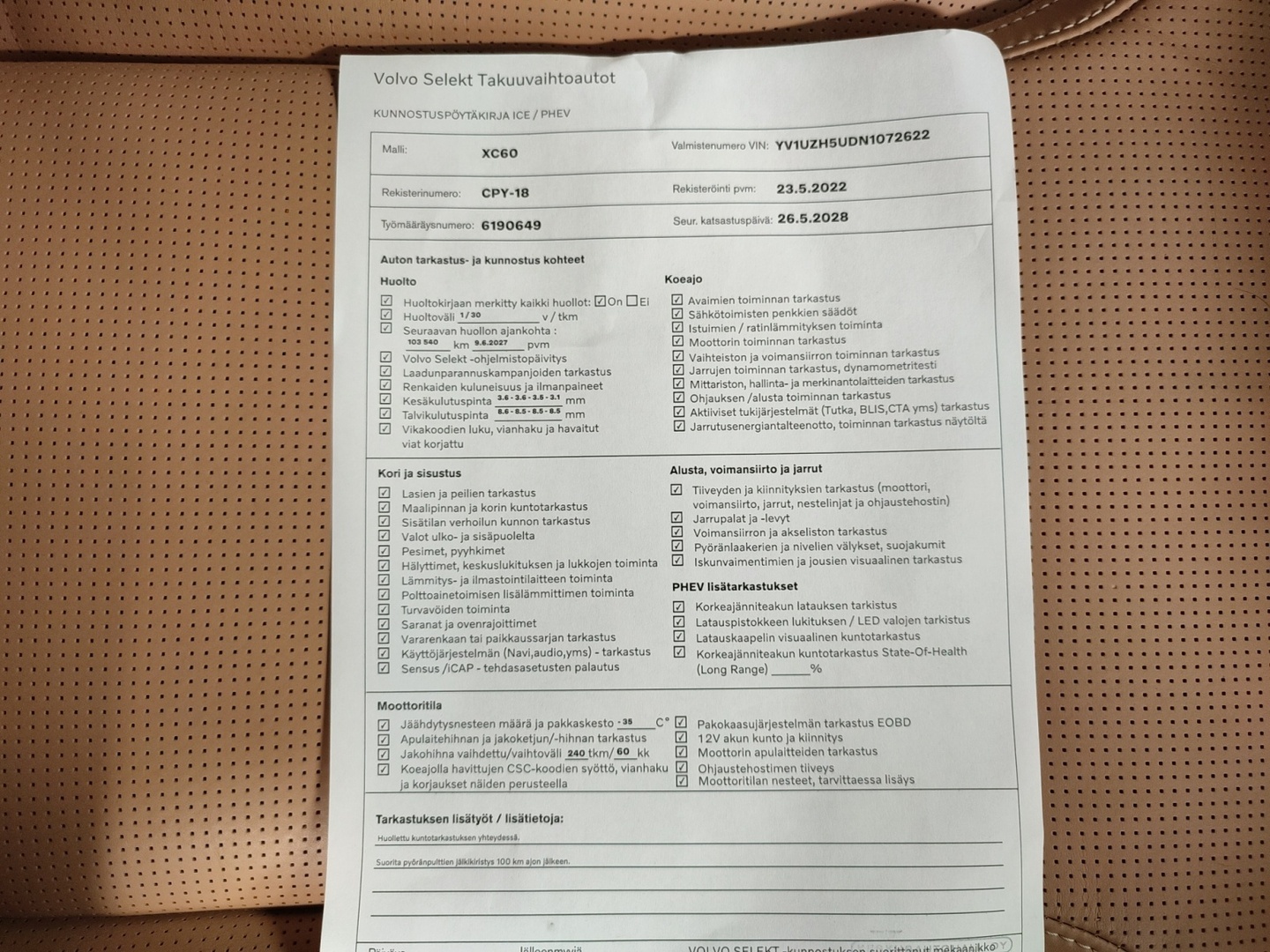 VOLVO XC60 2022