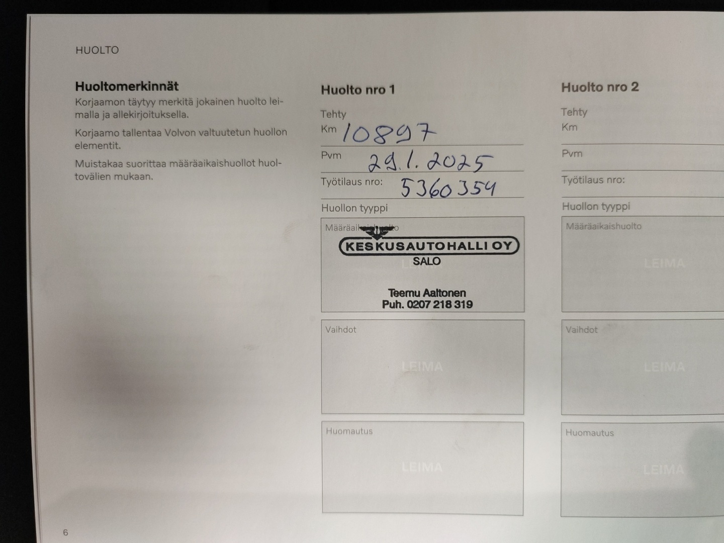 VOLVO XC40 2023