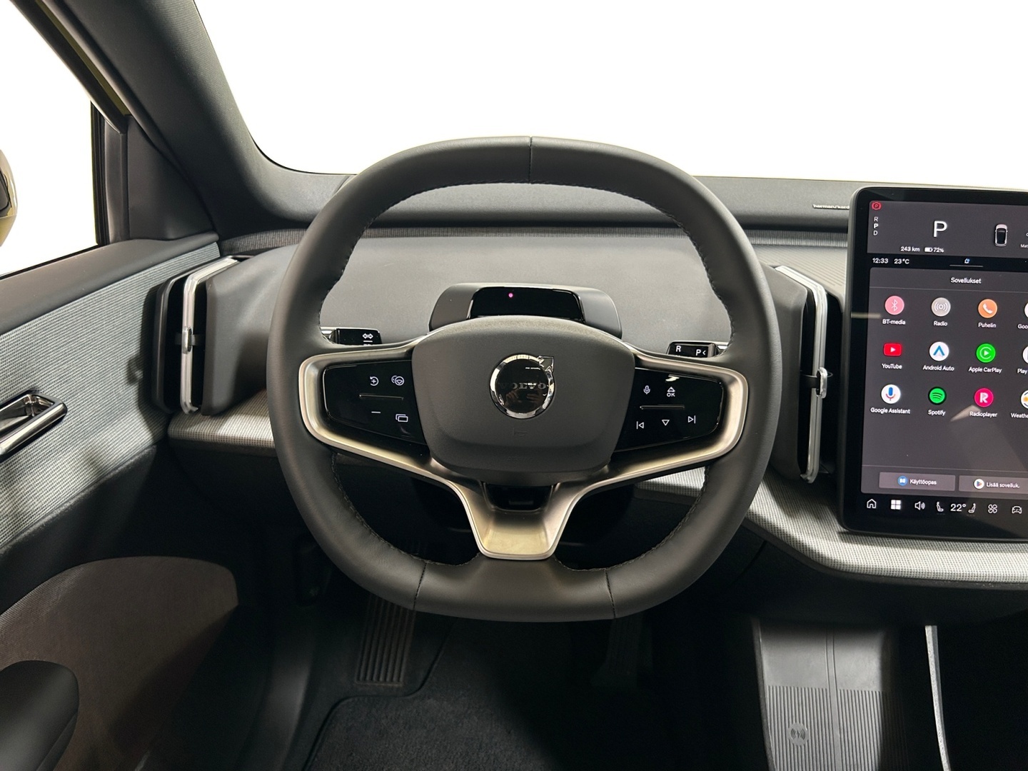 VOLVO EX30 2024