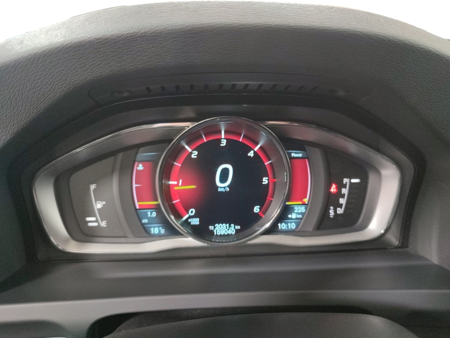 VOLVO V60 2014