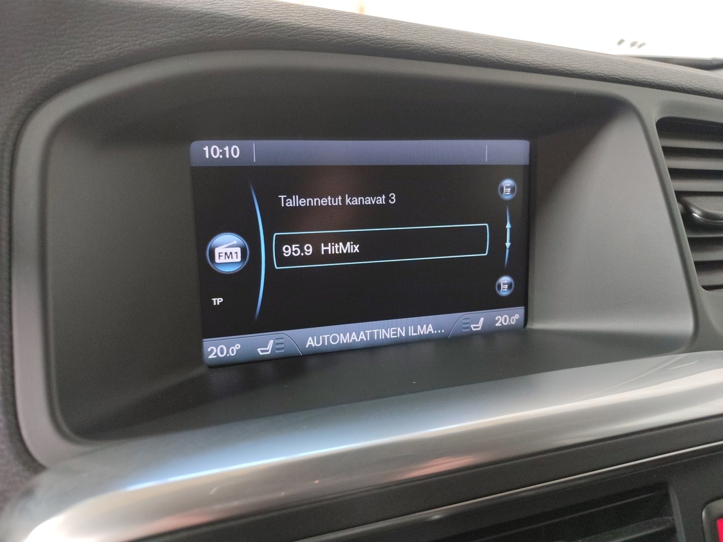 VOLVO V60 2014