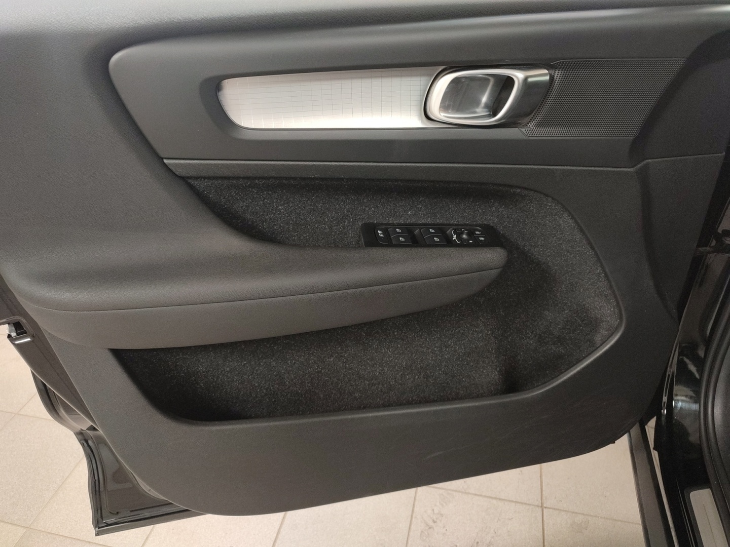 VOLVO XC40 2021