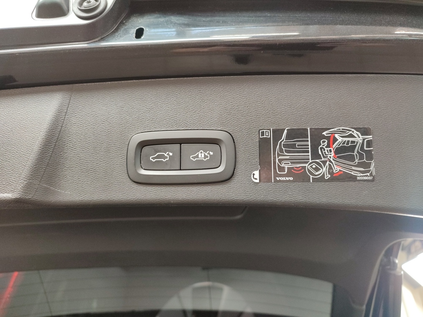 VOLVO XC40 2021