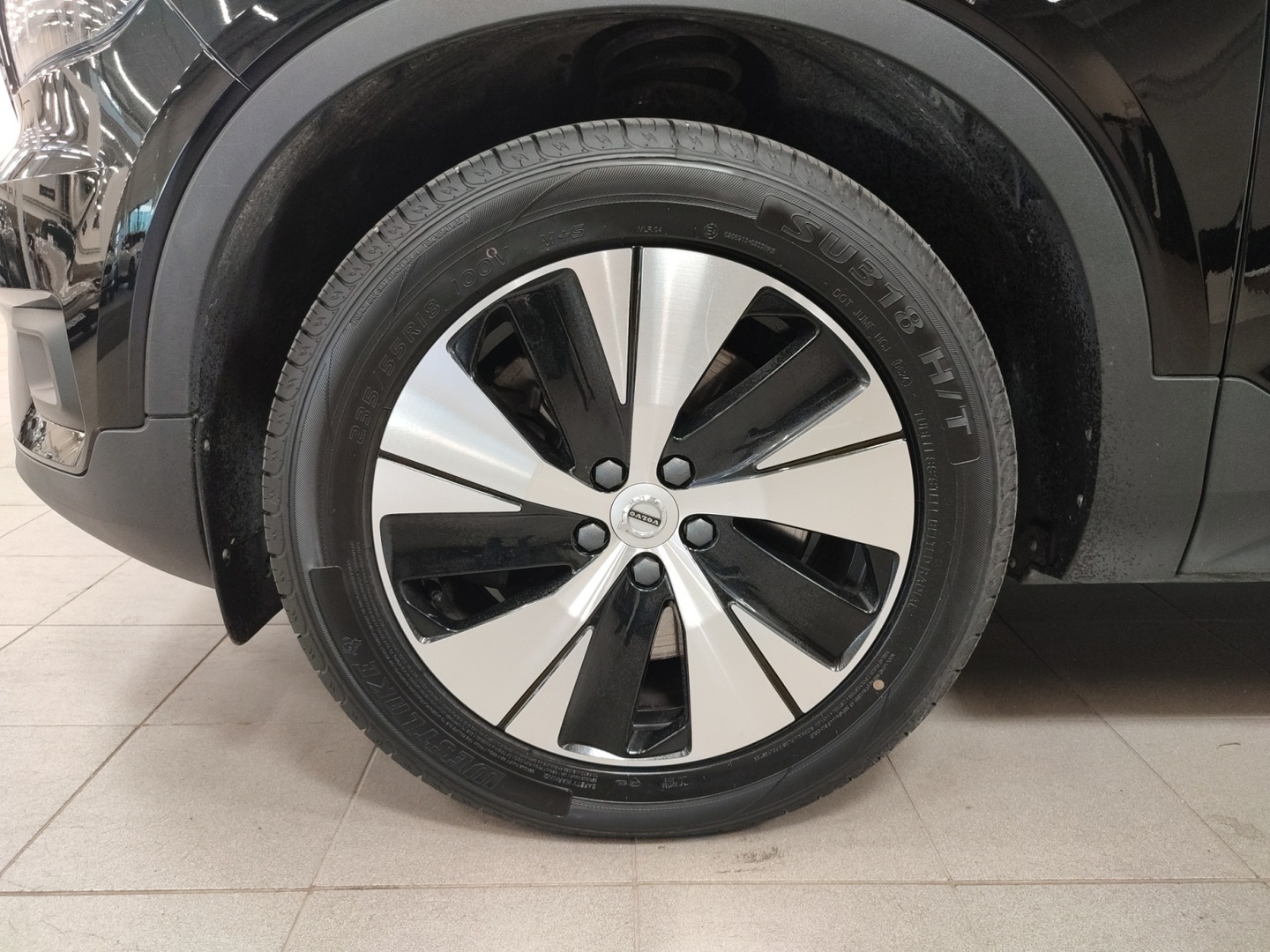 VOLVO XC40 2021