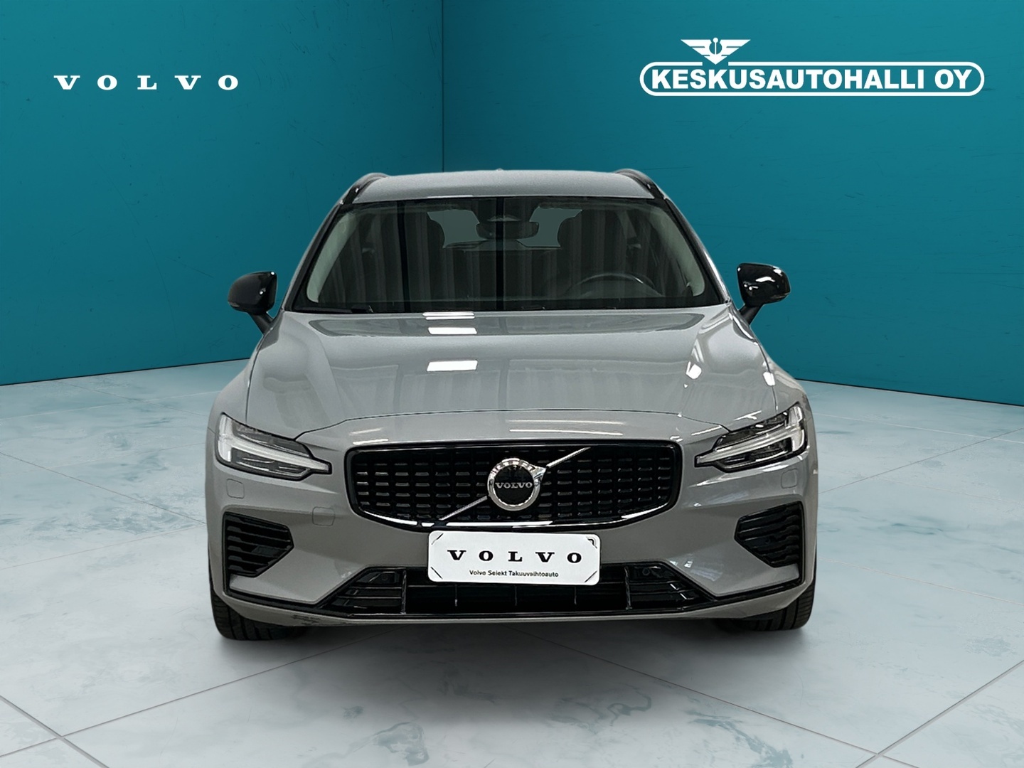 VOLVO V60 2024