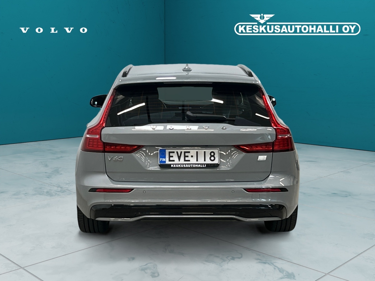 VOLVO V60 2024