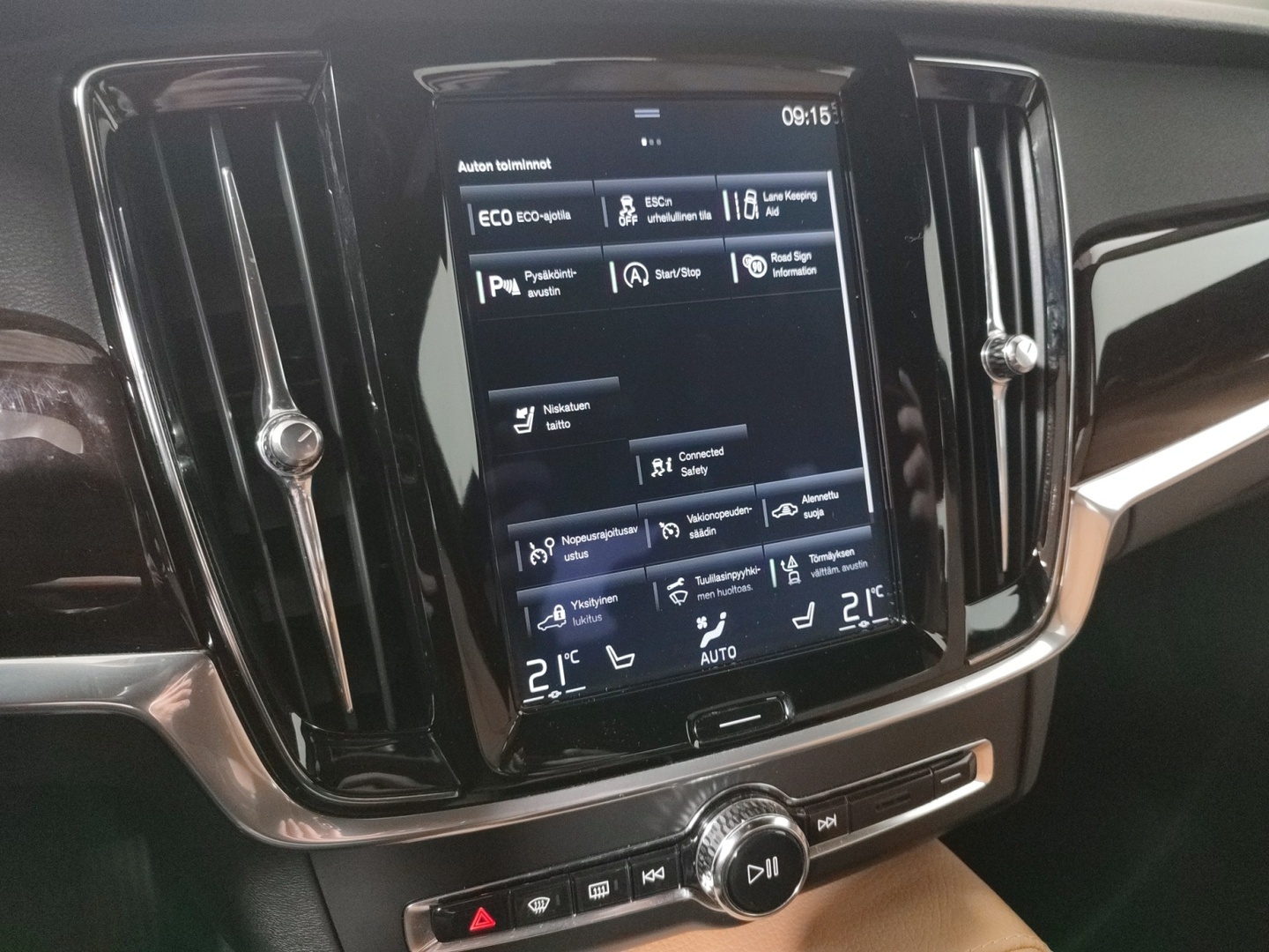 VOLVO S90 2017
