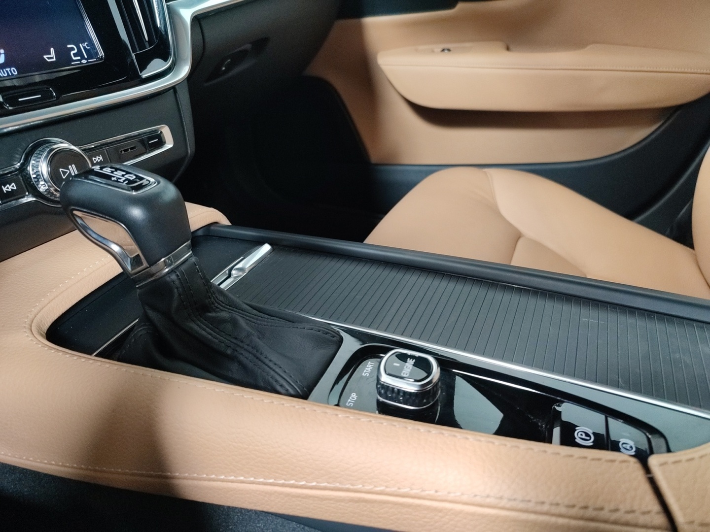 VOLVO S90 2017
