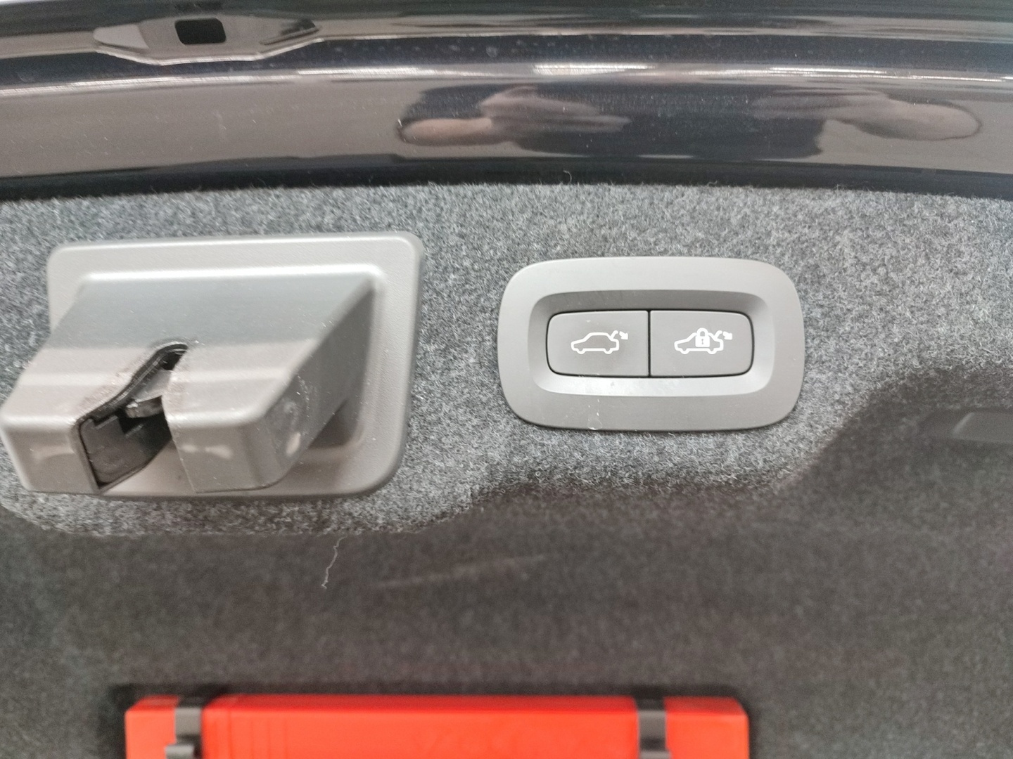 VOLVO S90 2017