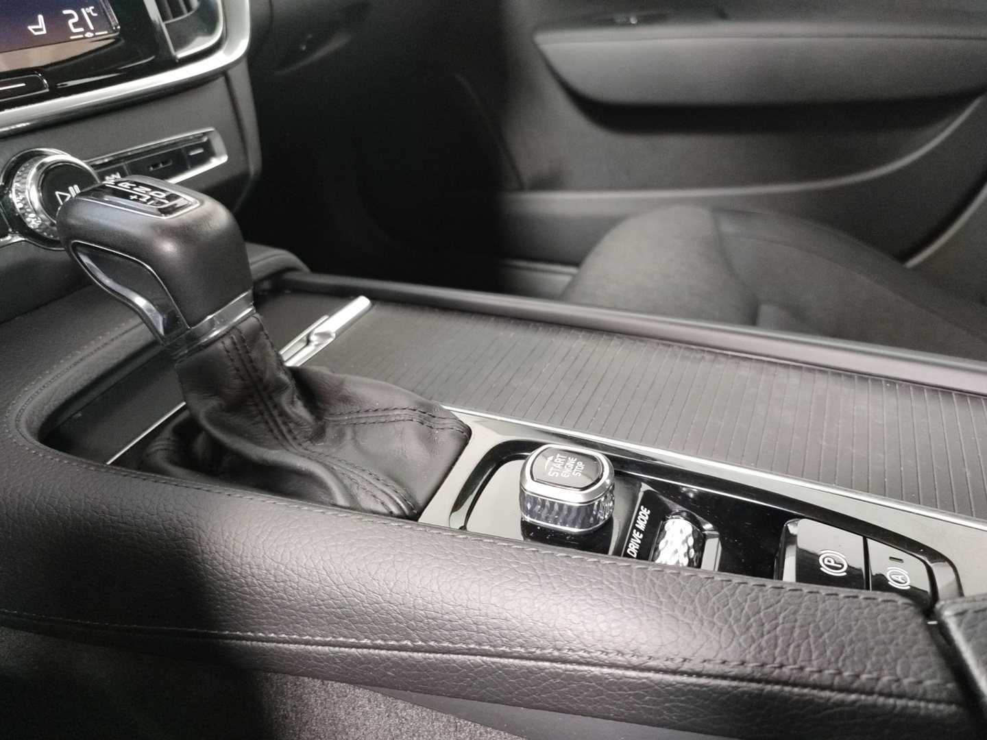 VOLVO S90 2018