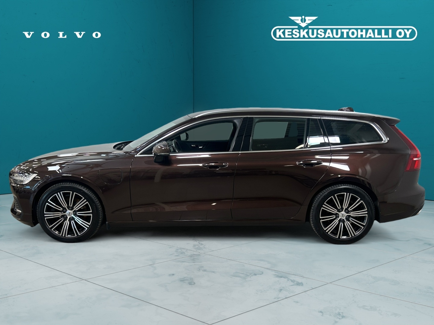 VOLVO V60 2020