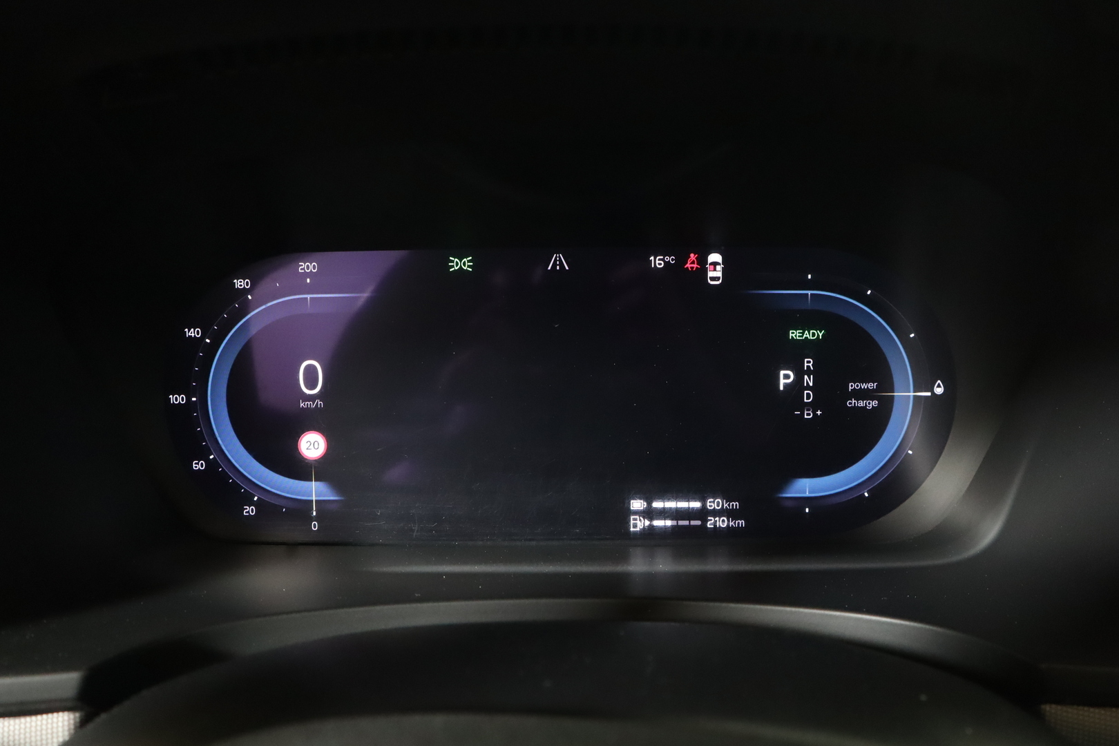 VOLVO V90 2023