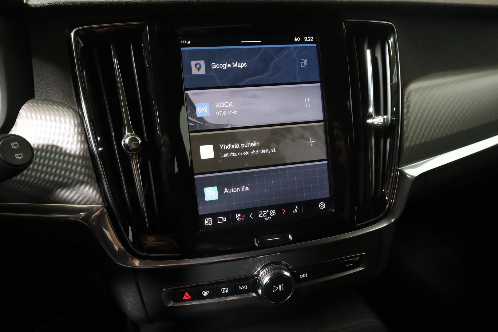 VOLVO V90 2023