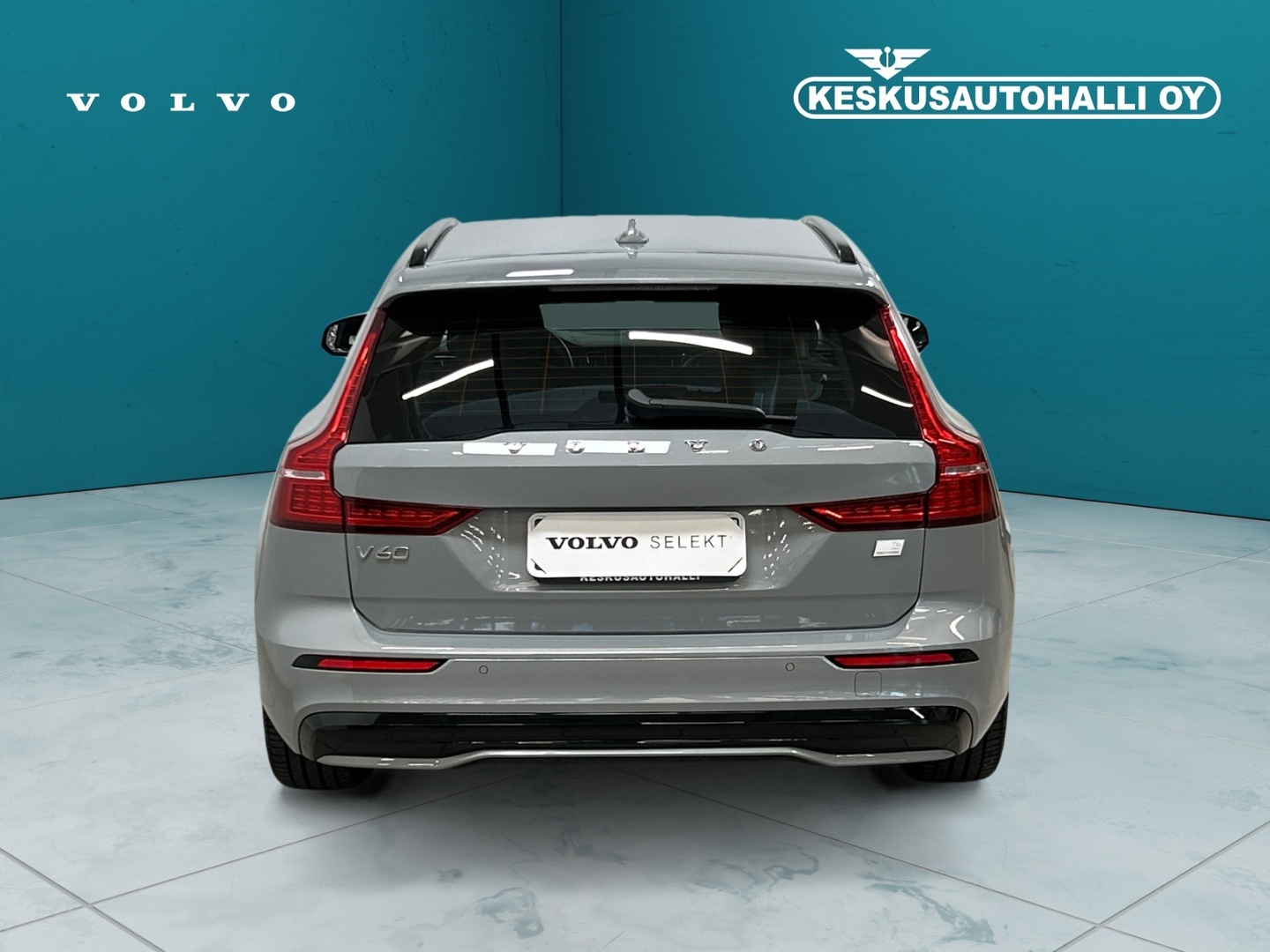 VOLVO V60 2024