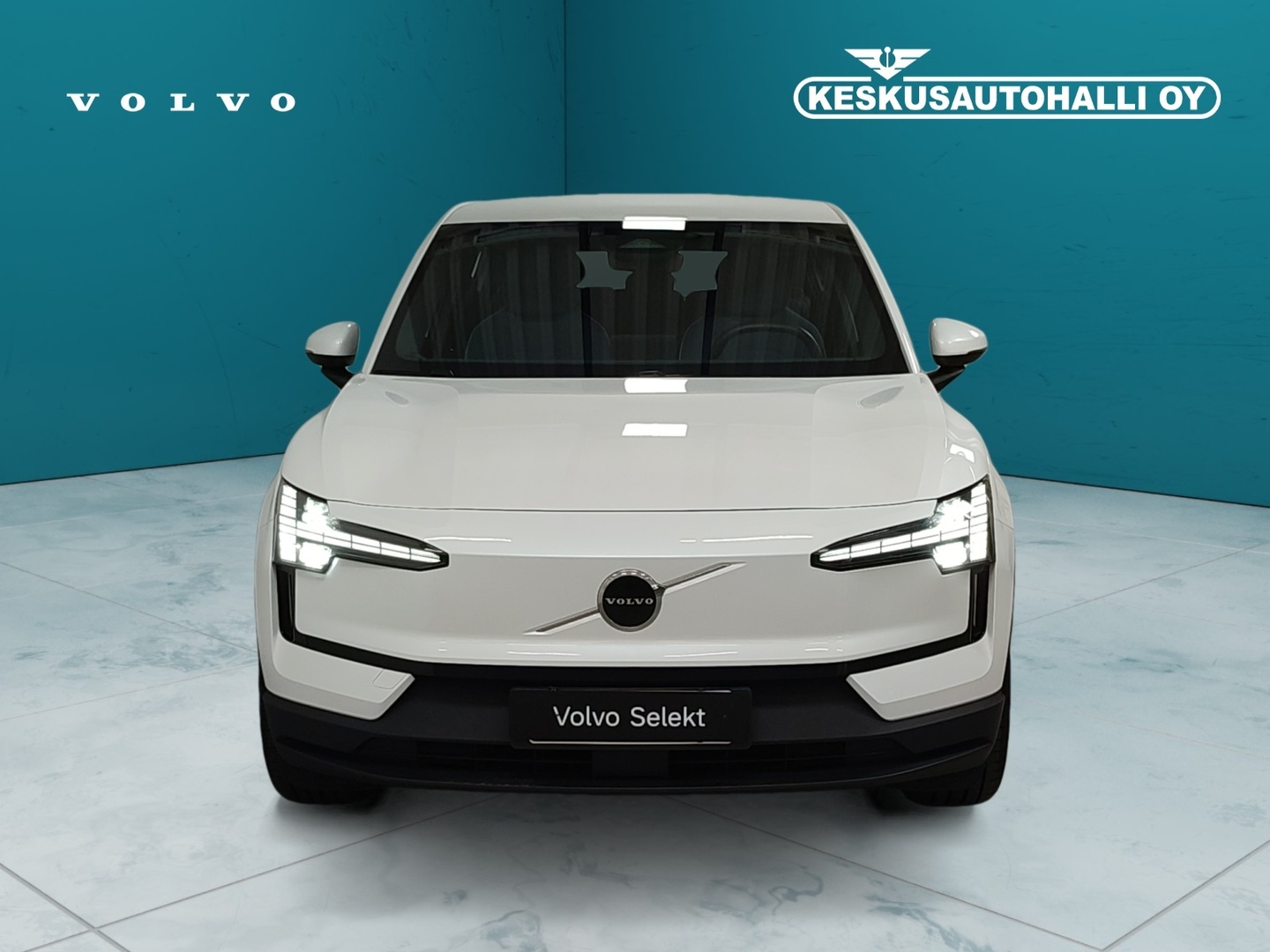VOLVO EX30 2024