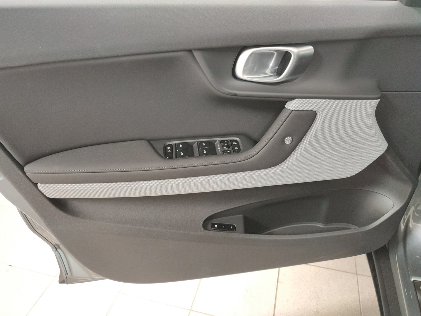 POLESTAR 2 11