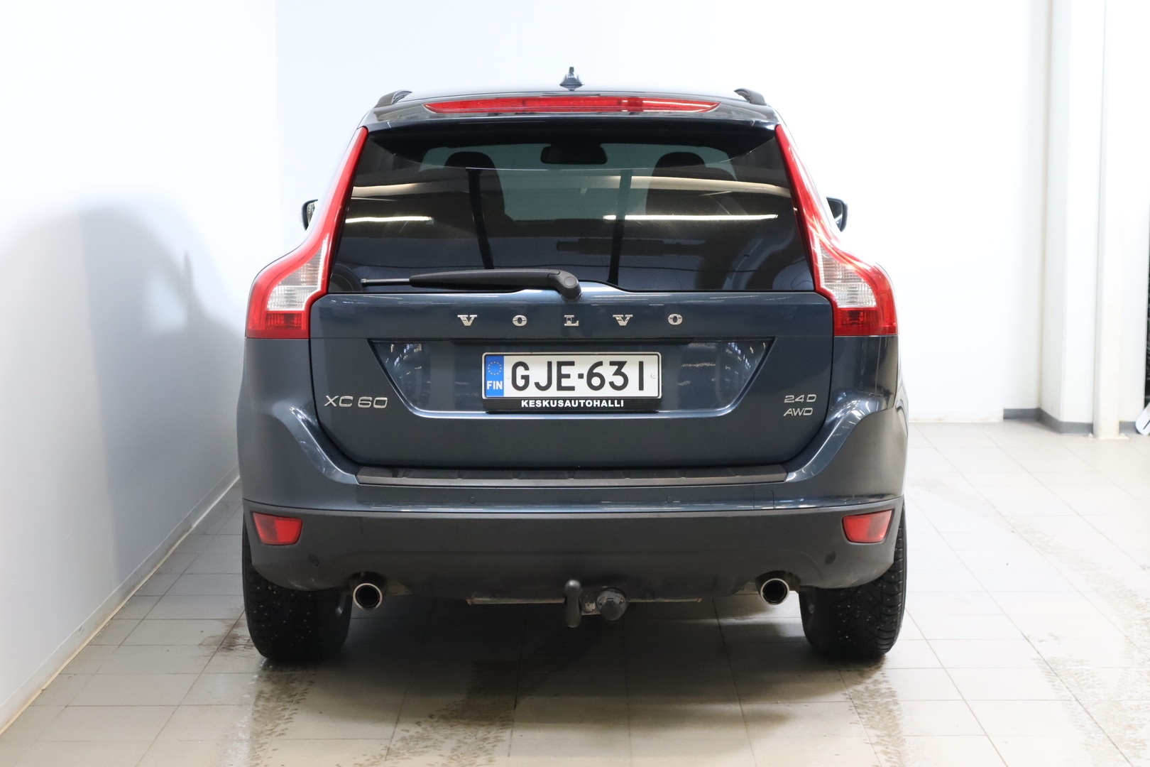 VOLVO XC60 2010