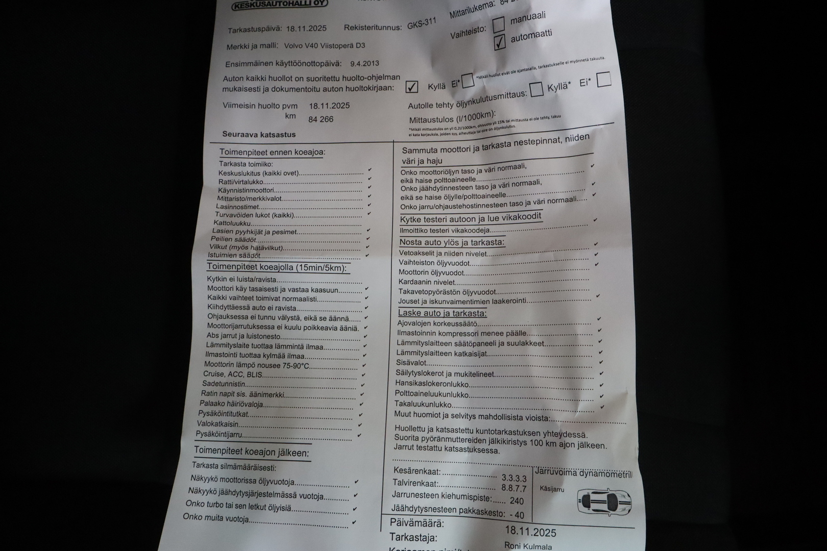 VOLVO V40 CROSS COUNTRY 2013