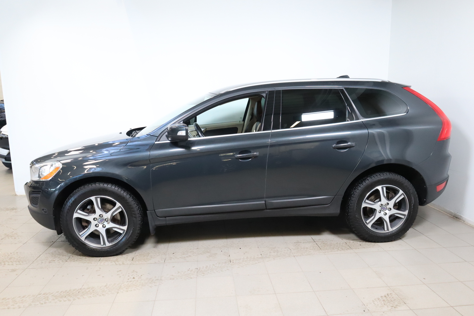 VOLVO XC60 2013