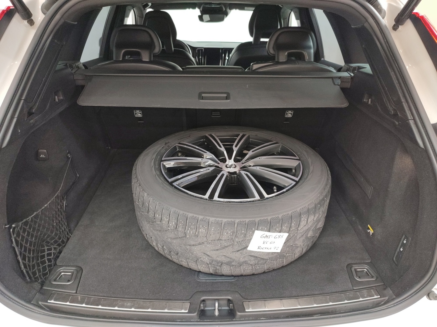VOLVO XC60 2018