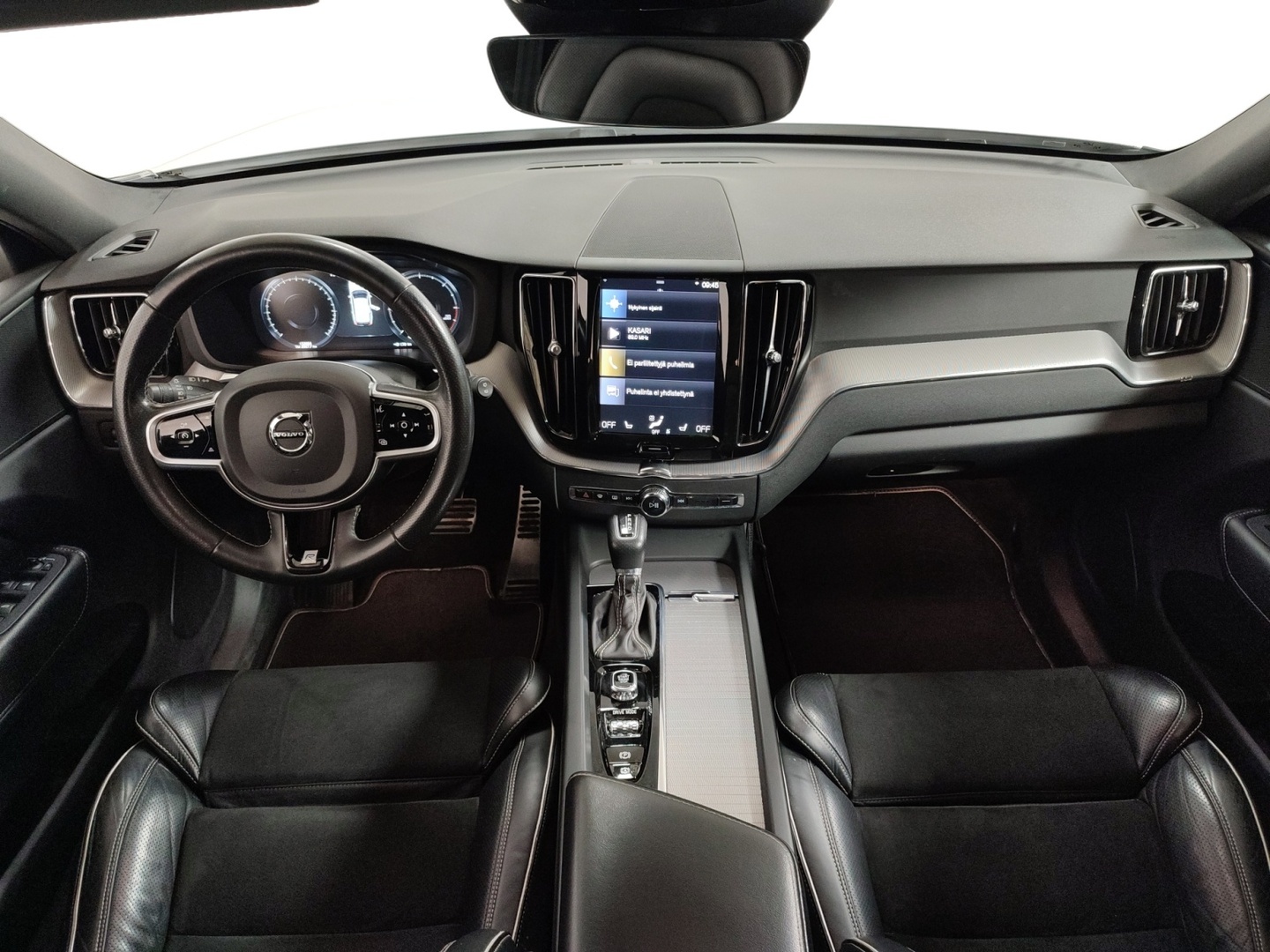 VOLVO XC60 2018