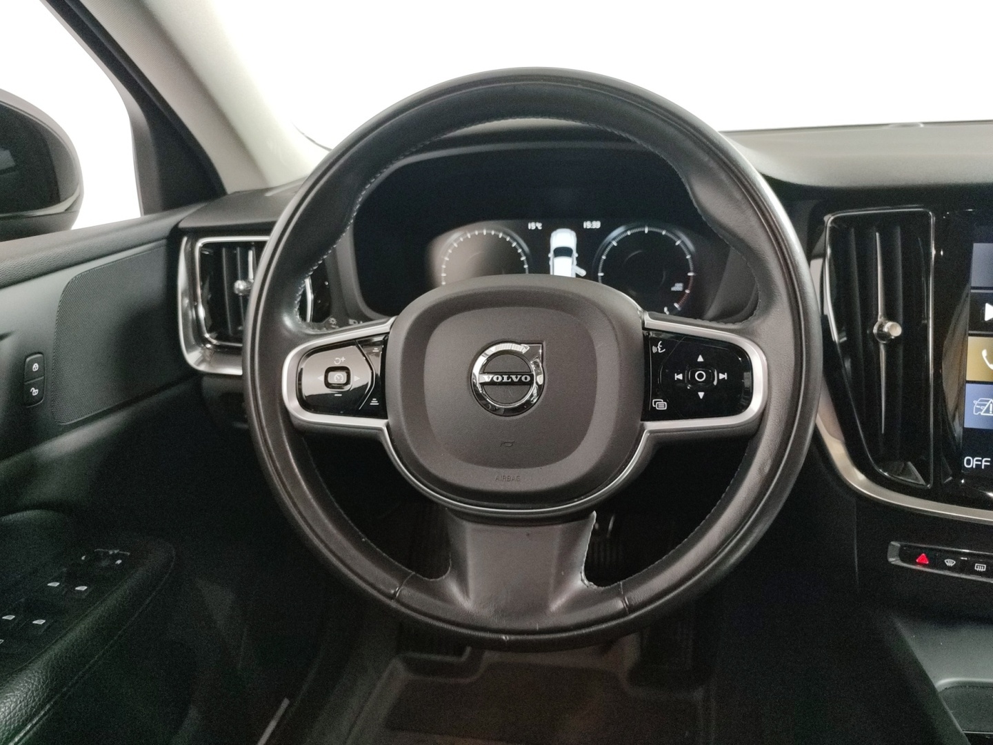 VOLVO V60 2020