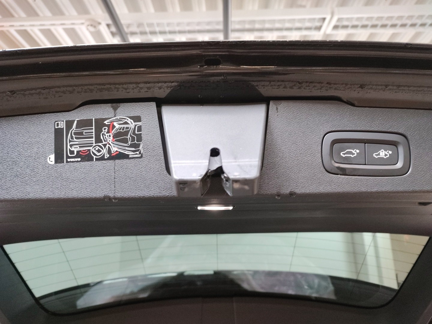 VOLVO V60 2020