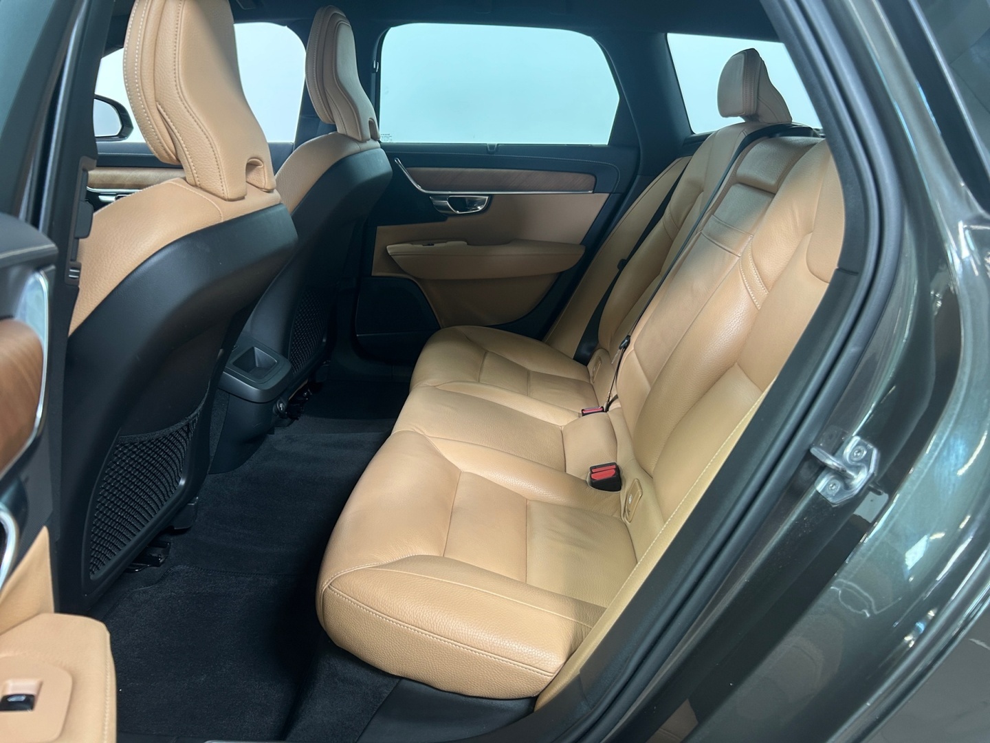 VOLVO V90 2020