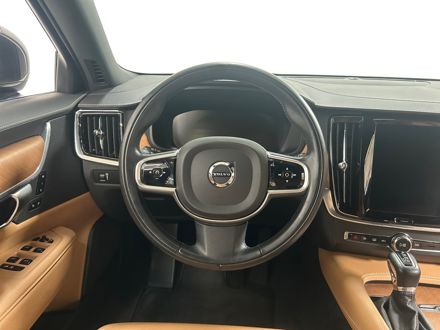 VOLVO V90 2020