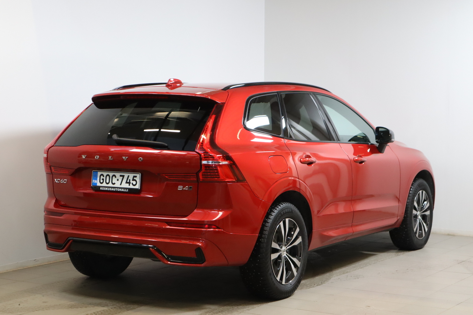 VOLVO XC60 2022