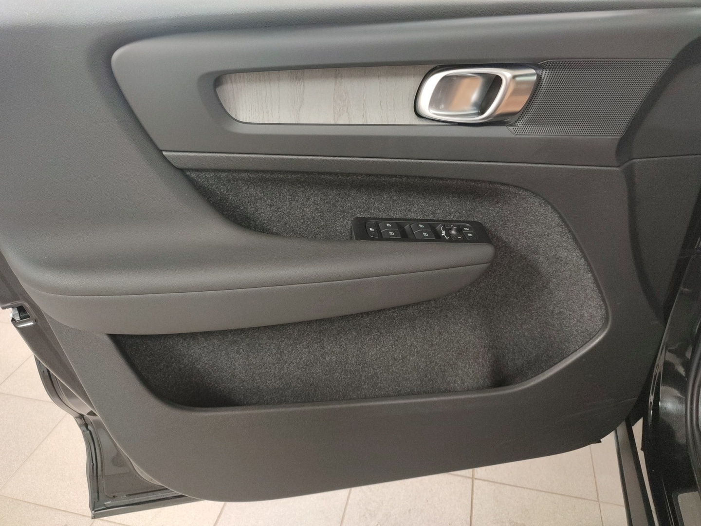 VOLVO XC40 2022