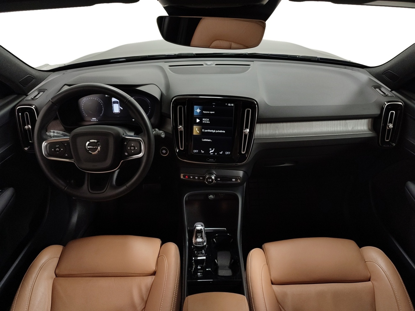 VOLVO XC40 2022