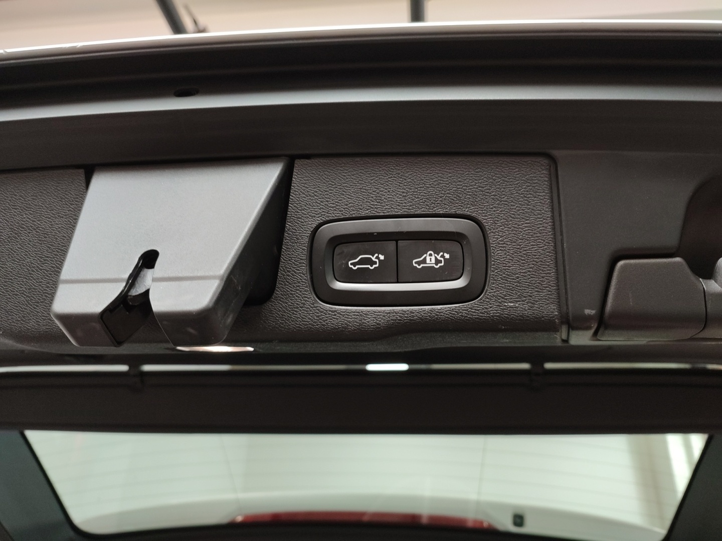 VOLVO XC60 2022