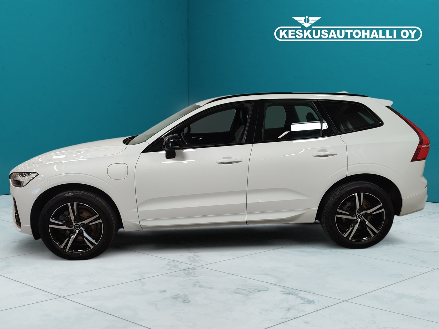 VOLVO XC60 2022