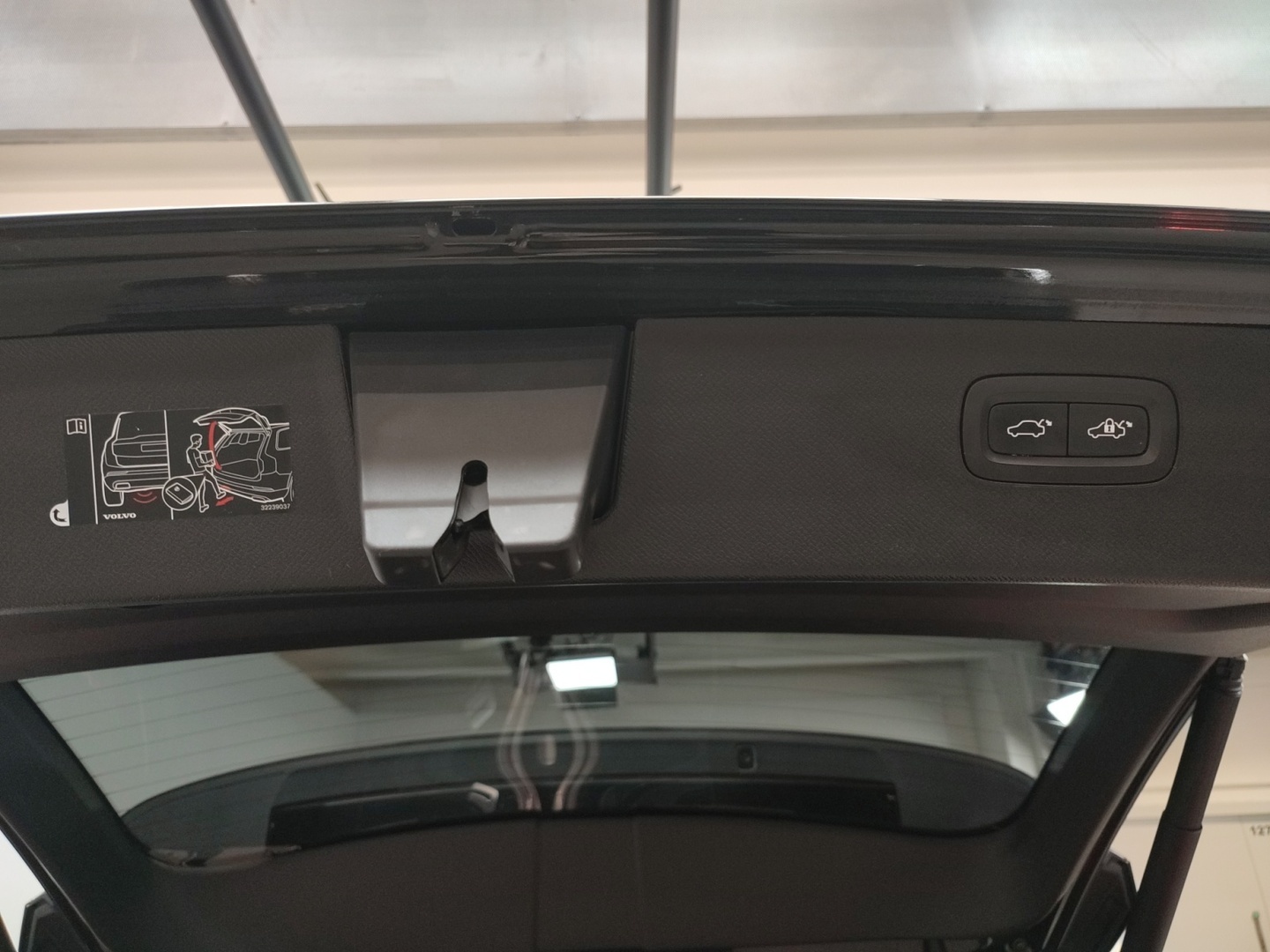 VOLVO XC90 2023