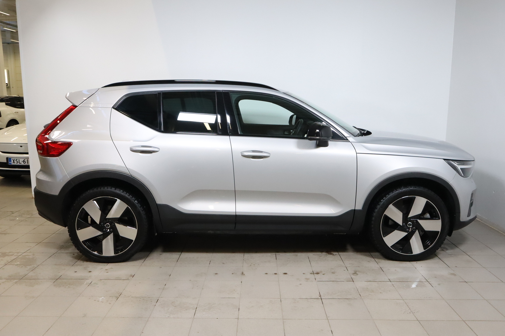 VOLVO XC40 2023