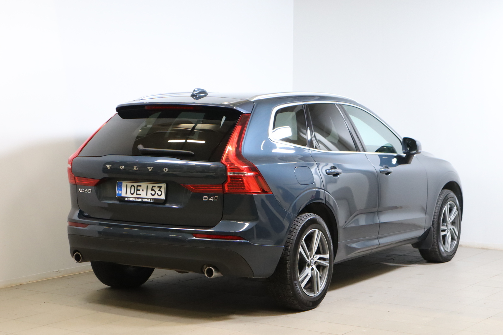 VOLVO XC60 2018