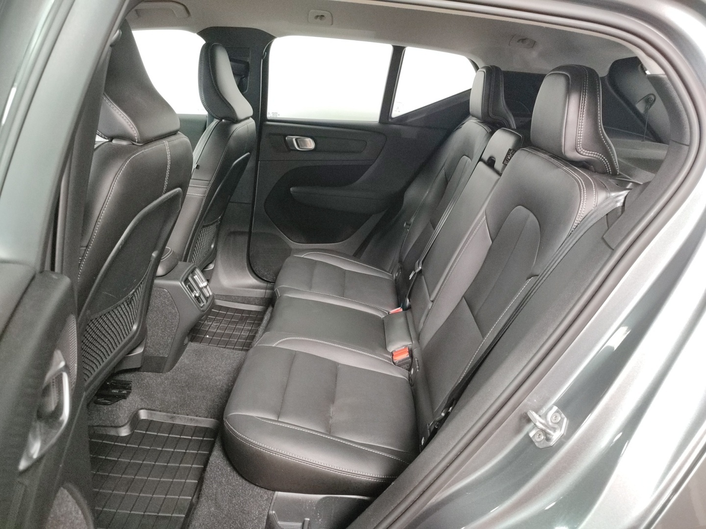 VOLVO XC40 2019