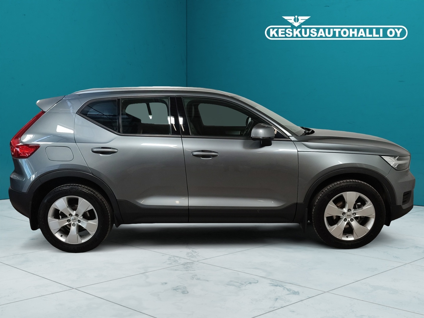 VOLVO XC40 2019