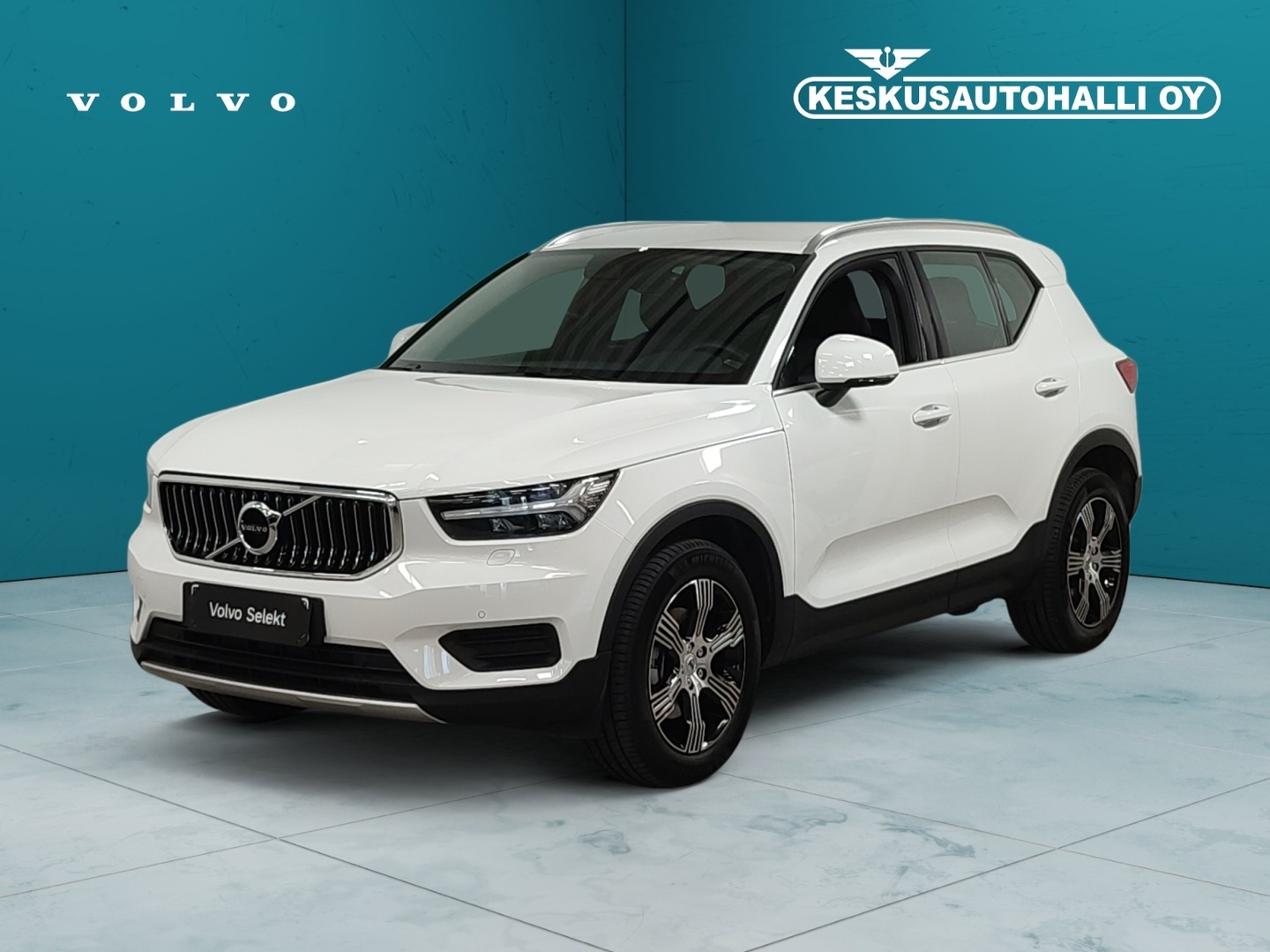 VOLVO XC40 2022