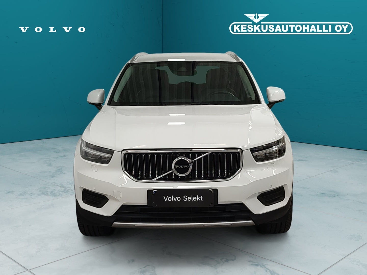 VOLVO XC40 2022