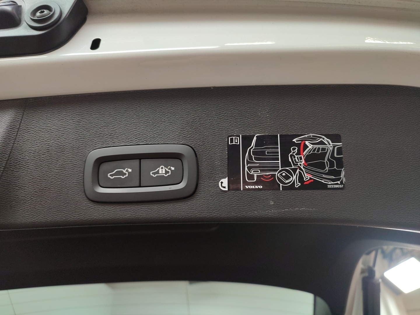 VOLVO XC40 2022