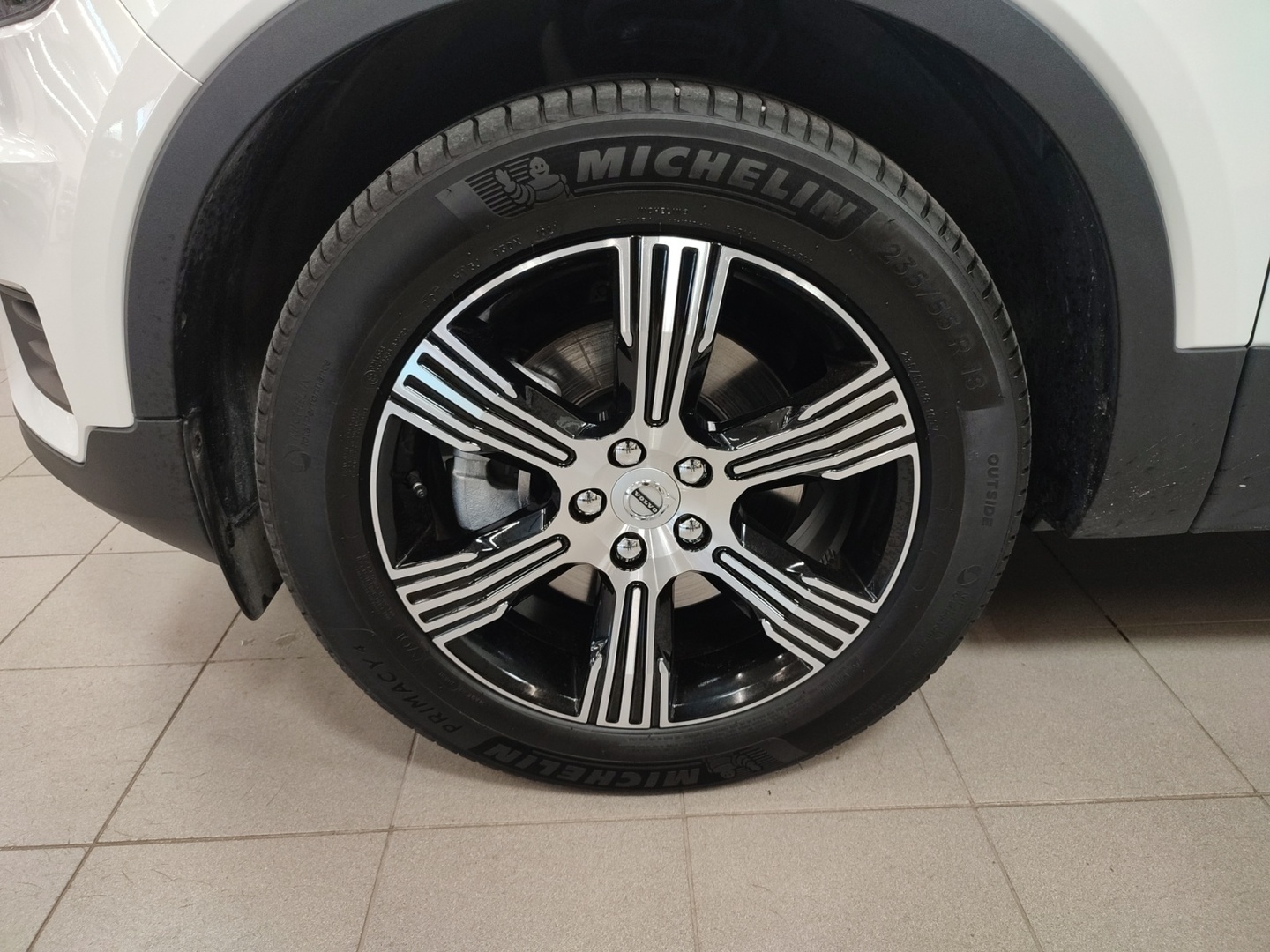 VOLVO XC40 2022