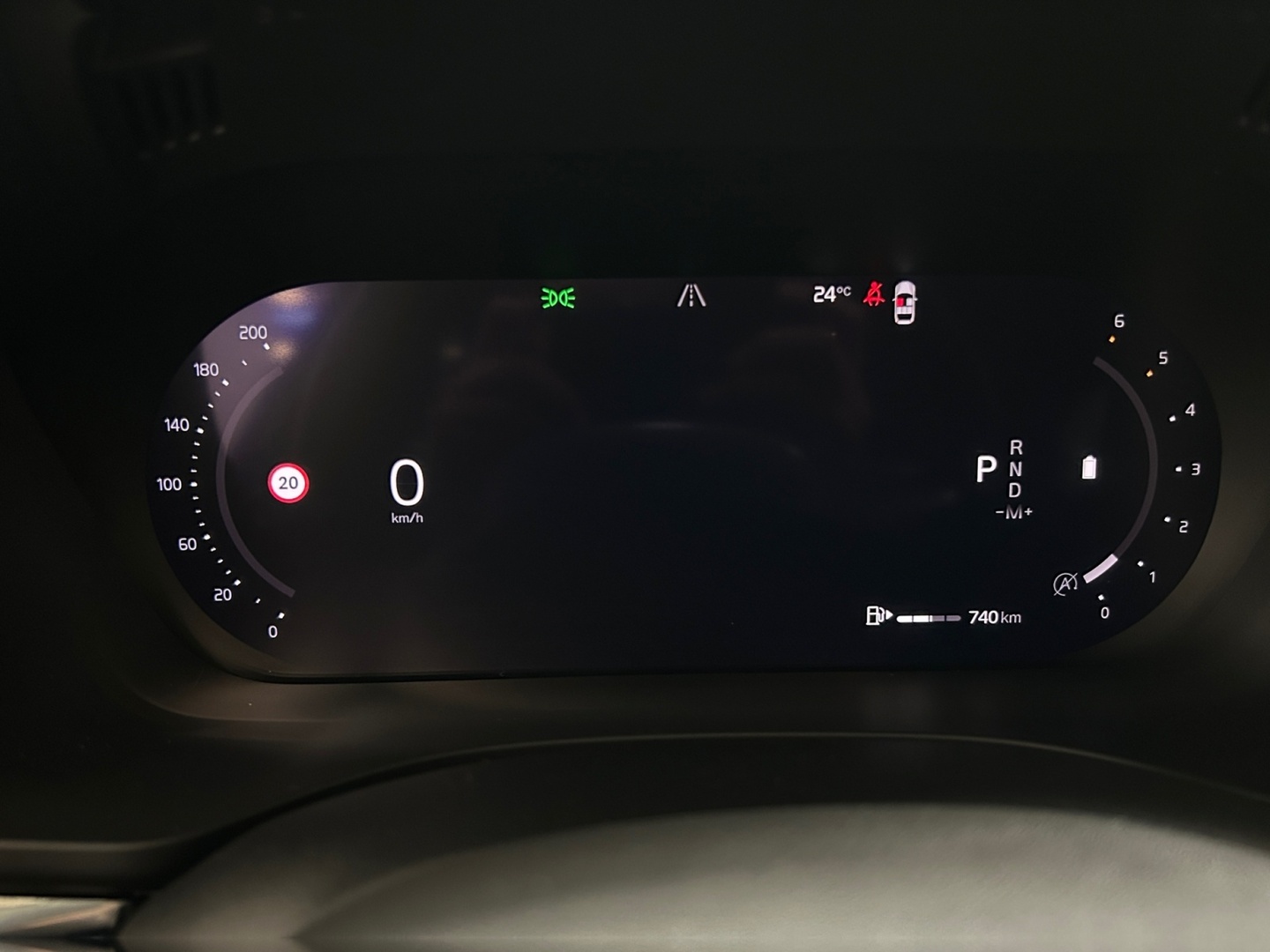 VOLVO XC60 2022