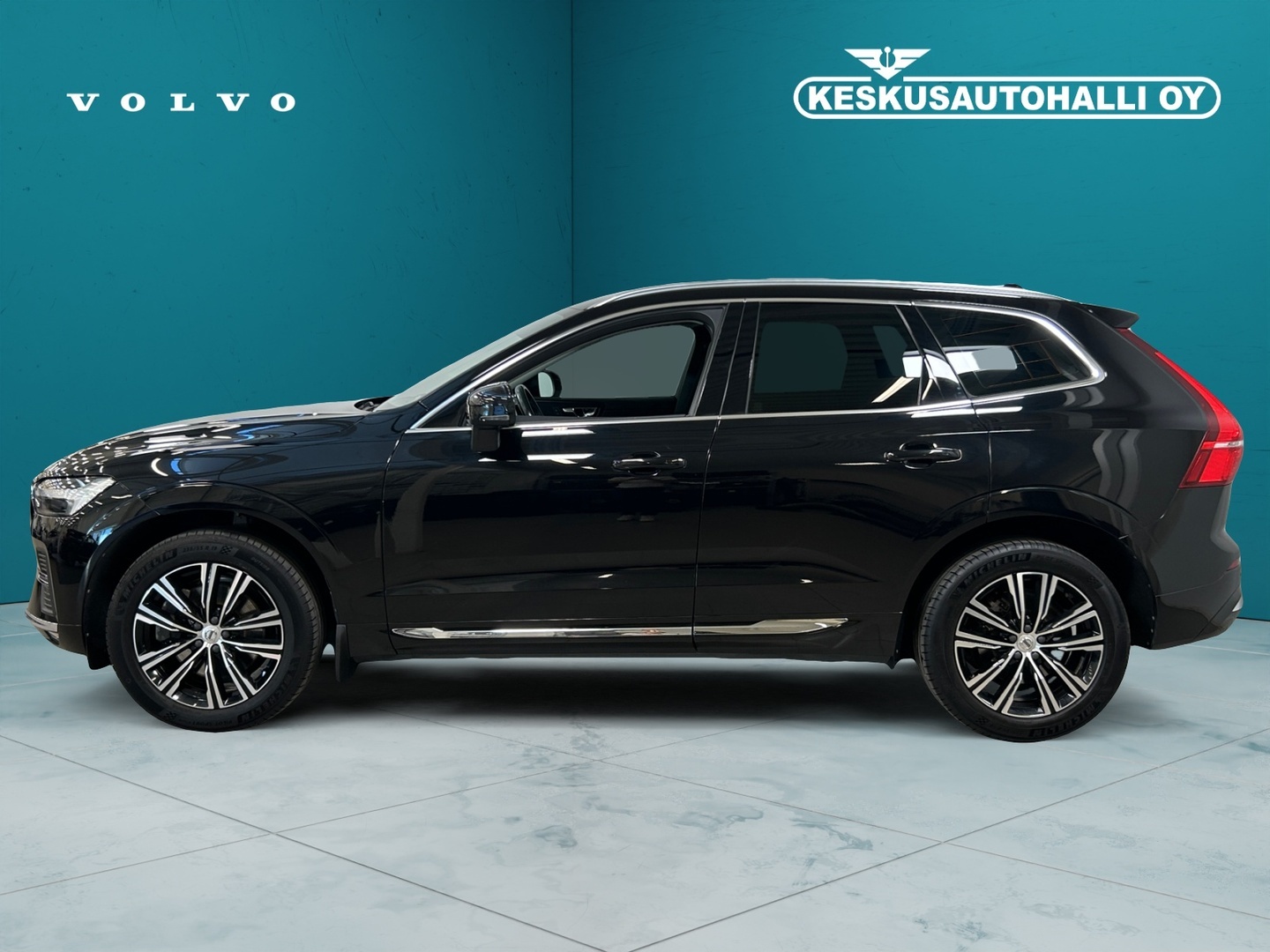 VOLVO XC60 2022